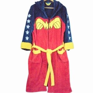 Robe Factory  Wonder Woman Plush 2 Pocket Hooded 3/4 Sleeve Tie waist House Coat